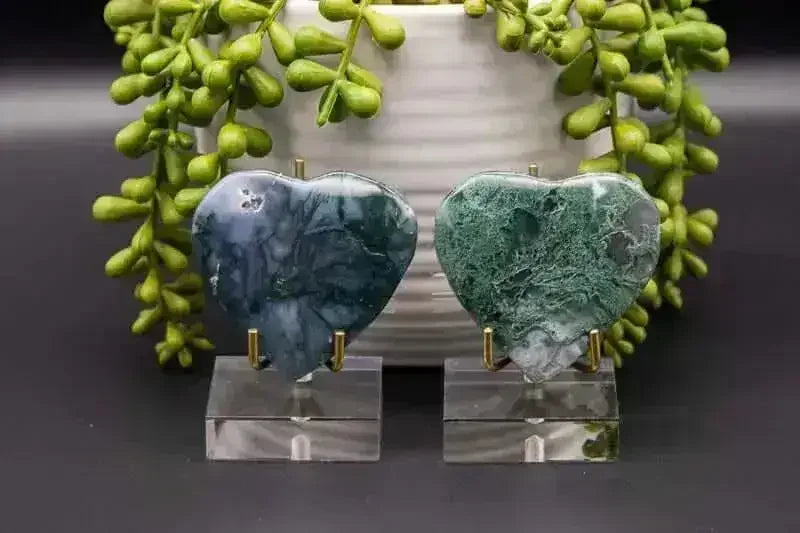 Moss Agate Heart Carving - Heart Chakra - My Crystal Addiction