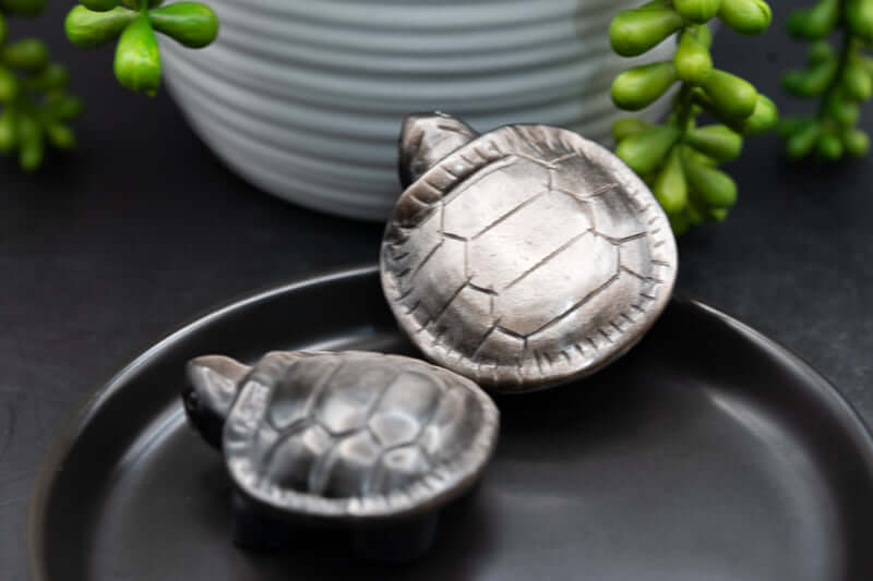 Silver Sheen Obsidian Carving - Turtle - My Crystal Addiction