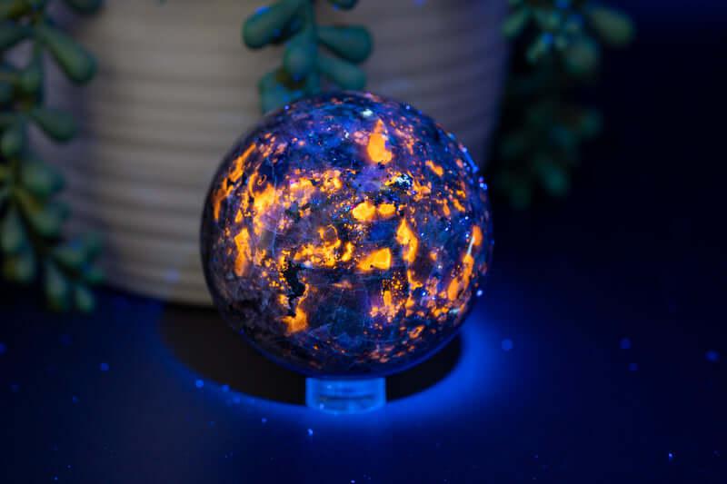 Yooperlite Sphere 53-55mm / 2.1" - My Crystal Addiction