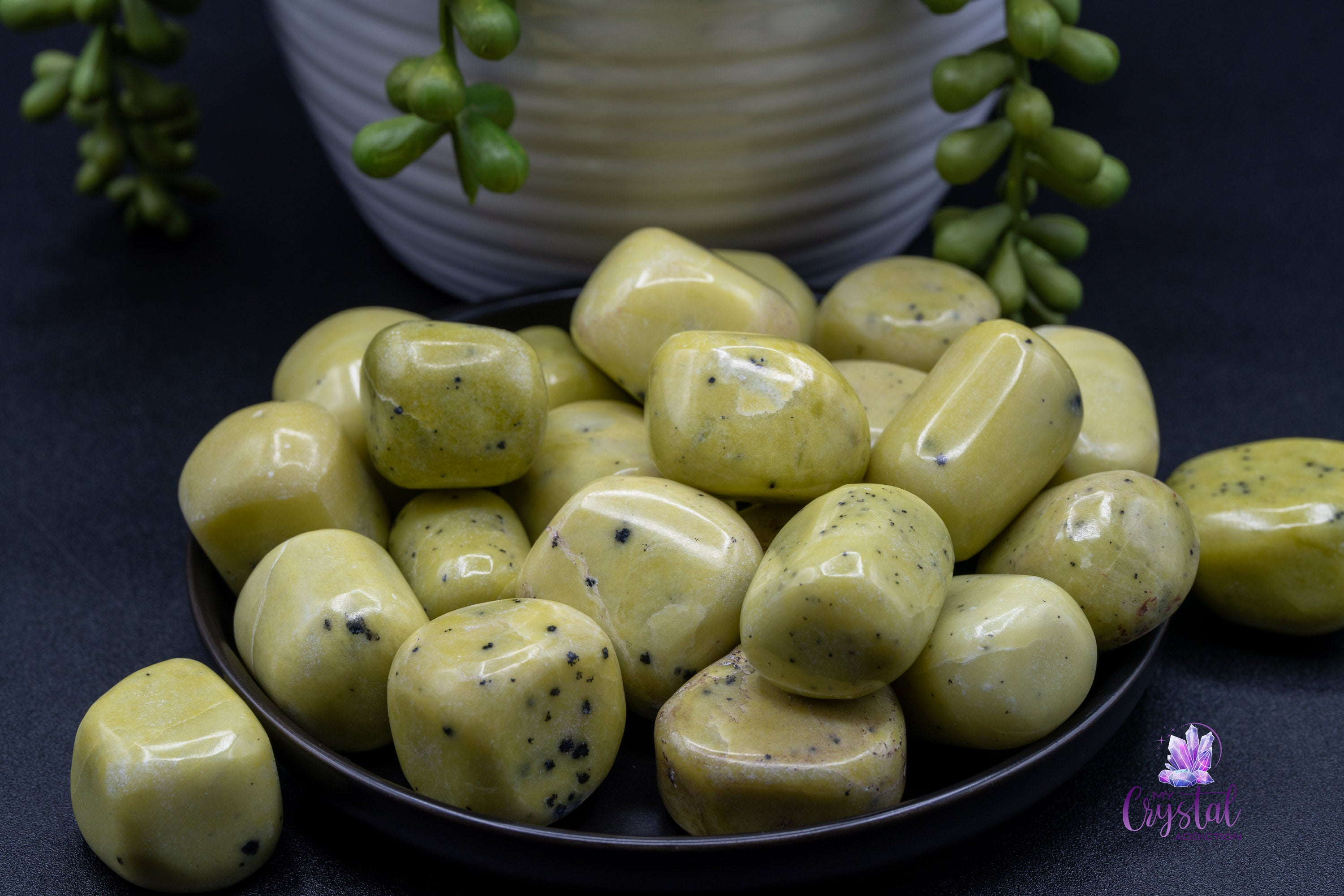 Serpentine tumbled stones